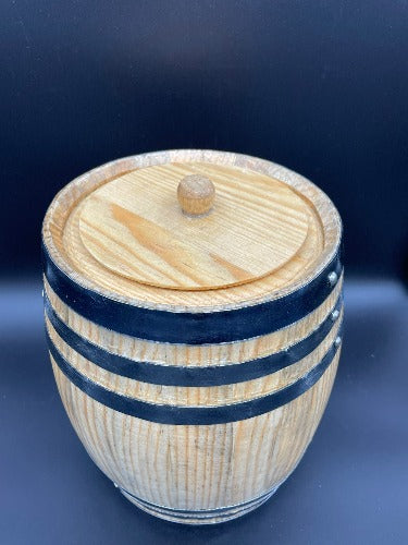 10 liter pine barrel with lid